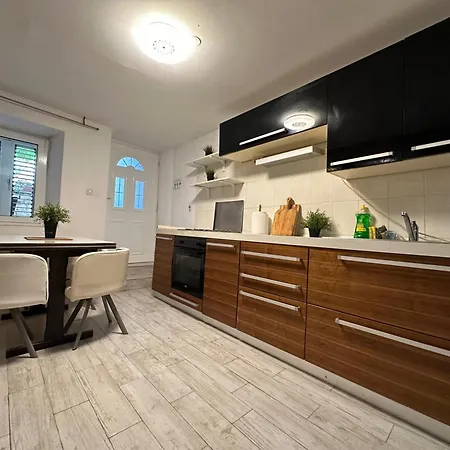 Cozy Retreat Apartman *