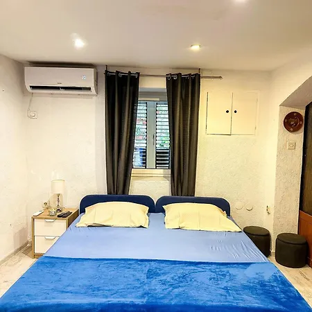דירה Cozy Retreat נזרין